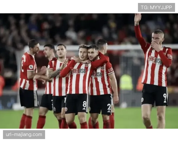 特写：绝杀后，伯恩利球员集体狂奔至客队看台庆祝